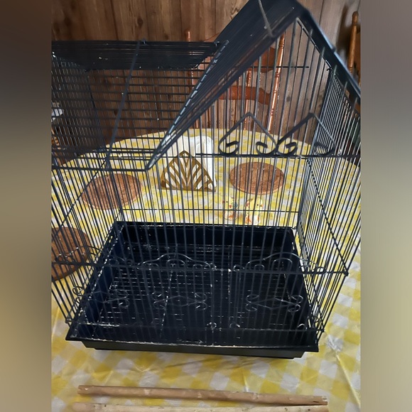 You & Me Parakeet Ranch House Cage - Picture 5 of 7